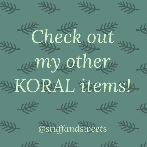 Koral Leah Infinity Sports Bra & Leggings SET in Coriander size medium - Picture 6 of 6